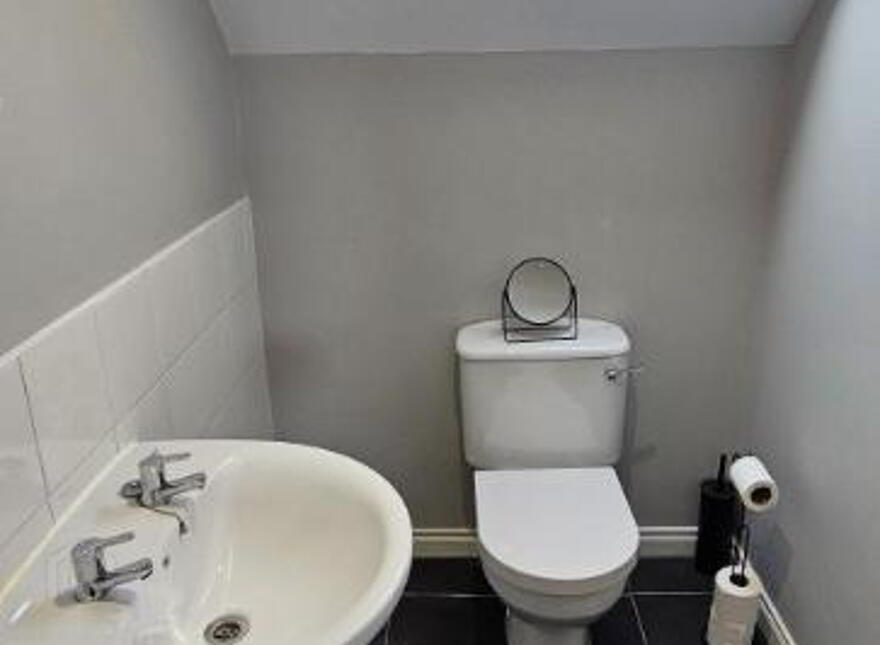 35 Henryville Meadows, Ballyclare, BT39 9FY