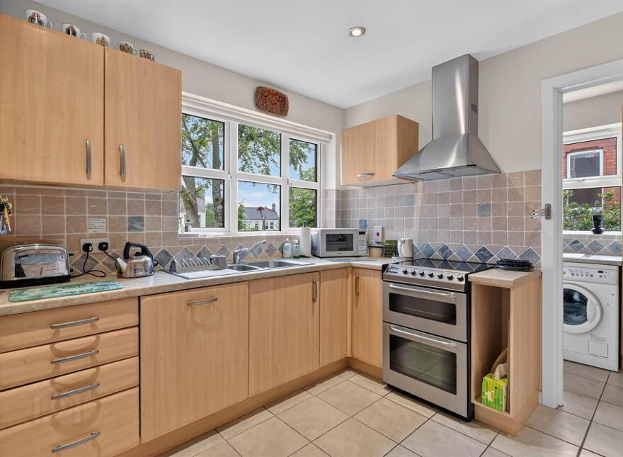 4 Bayside Apartments, 24 Ballyholme Road, Bangor, BT20 5JS