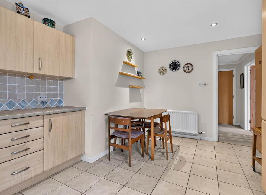 4 Bayside Apartments, 24 Ballyholme Road, Bangor, BT20 5JS