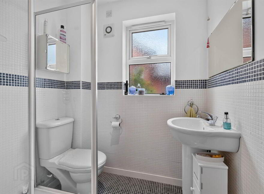 4 Bayside Apartments, 24 Ballyholme Road, Bangor, BT20 5JS