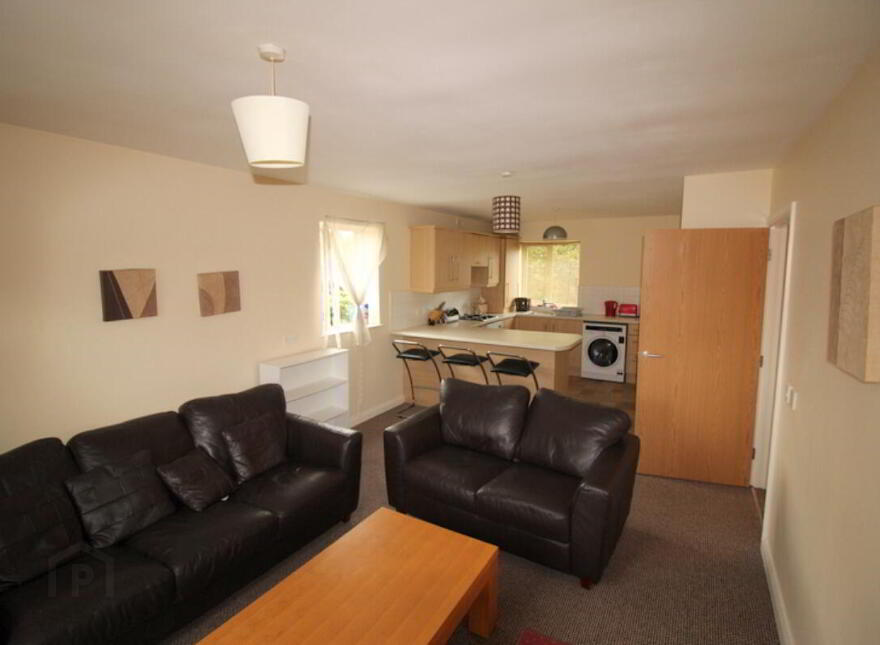 2 Maldon Court, Belfast, BT12 6GY