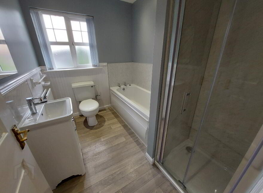 117 Sevenoaks, Waterside, Londonderry, BT47 6BD