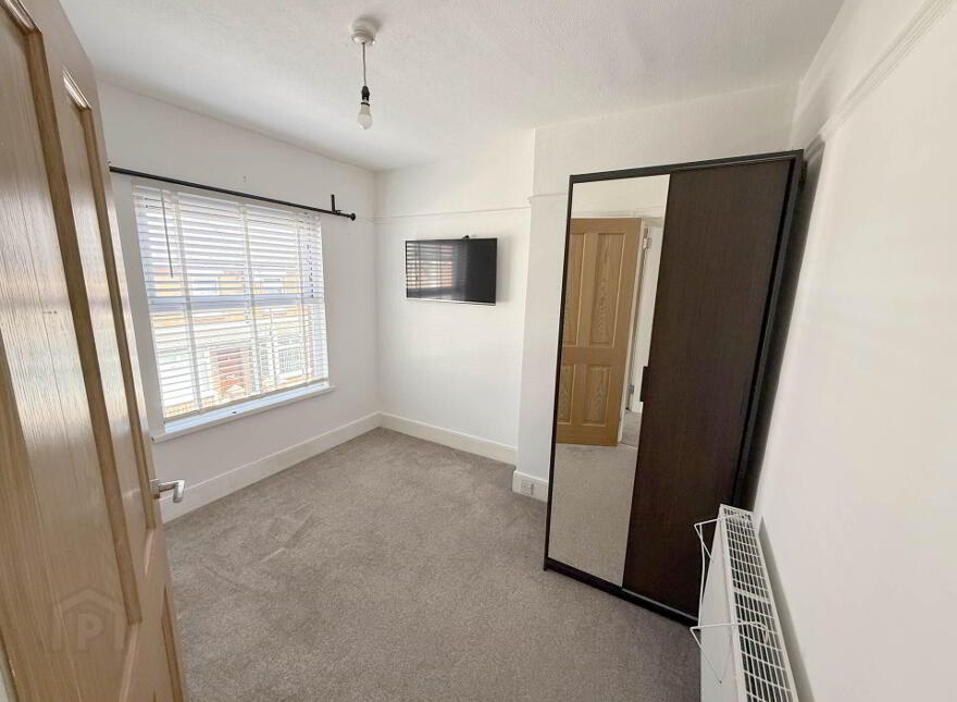 217 Cregagh Street, Woodstock Road, Belfast, BT6 8NL