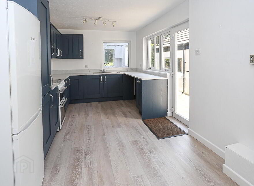 54 Groomsport Road, Bangor, BT20 5NE