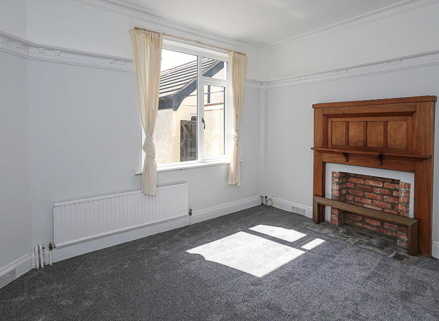 54 Groomsport Road, Bangor, BT20 5NE