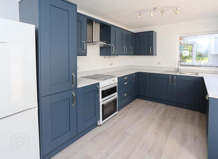 54 Groomsport Road, Bangor, BT20 5NE