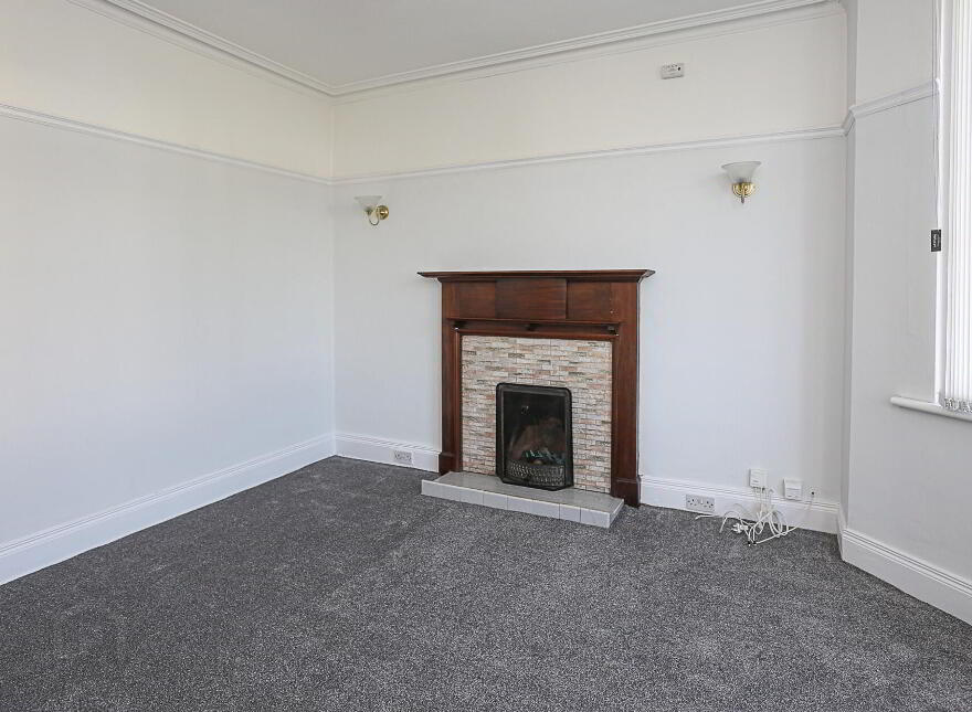 54 Groomsport Road, Bangor, BT20 5NE