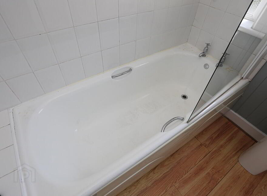 54 Groomsport Road, Bangor, BT20 5NE