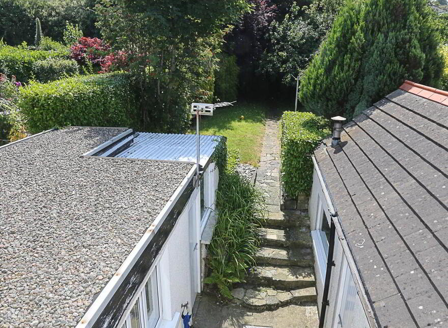 54 Groomsport Road, Bangor, BT20 5NE