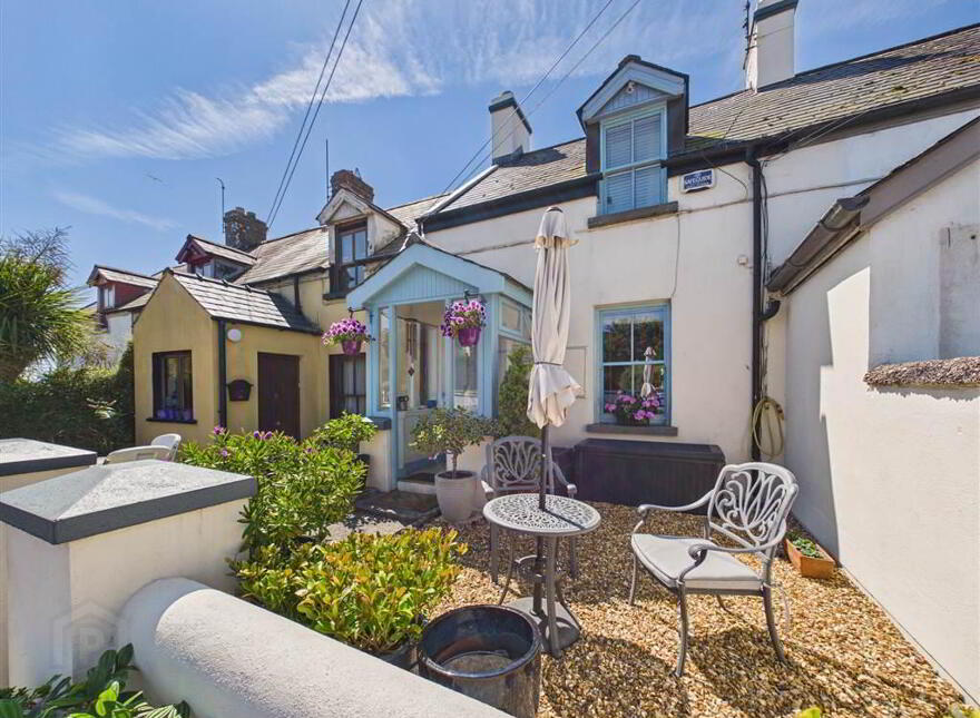 Sunbeam Cottage, 4 Curraghmore Terrace, Dunmore East, Waterford, X91E0K1
