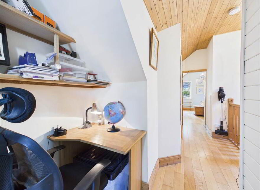 Sunbeam Cottage, 4 Curraghmore Terrace, Dunmore East, Waterford, X91E0K1