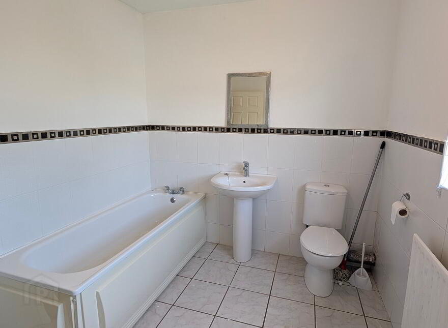 2 The Fairways, Belturbet, H14CK10