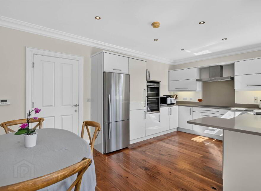5 Farriers Green, Hillsborough, BT26 6GW