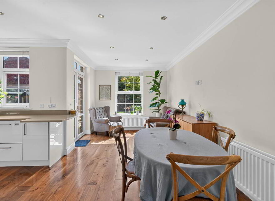 5 Farriers Green, Hillsborough, BT26 6GW