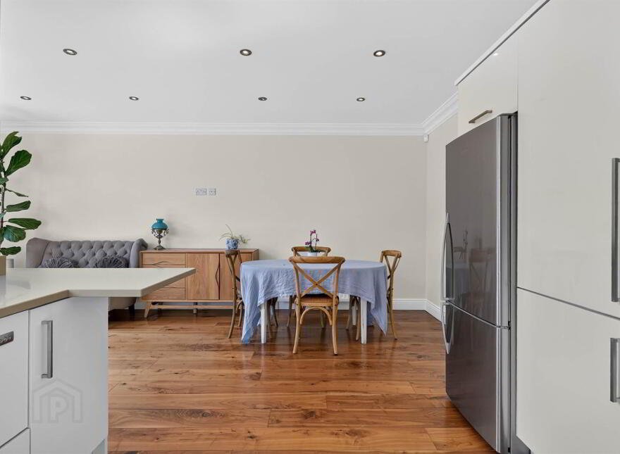 5 Farriers Green, Hillsborough, BT26 6GW