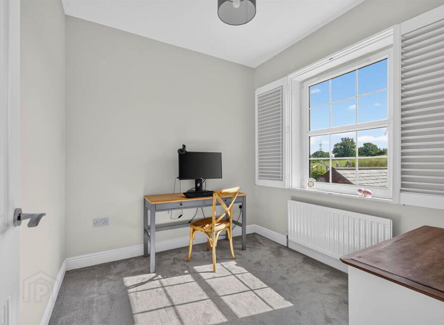 5 Farriers Green, Hillsborough, BT26 6GW