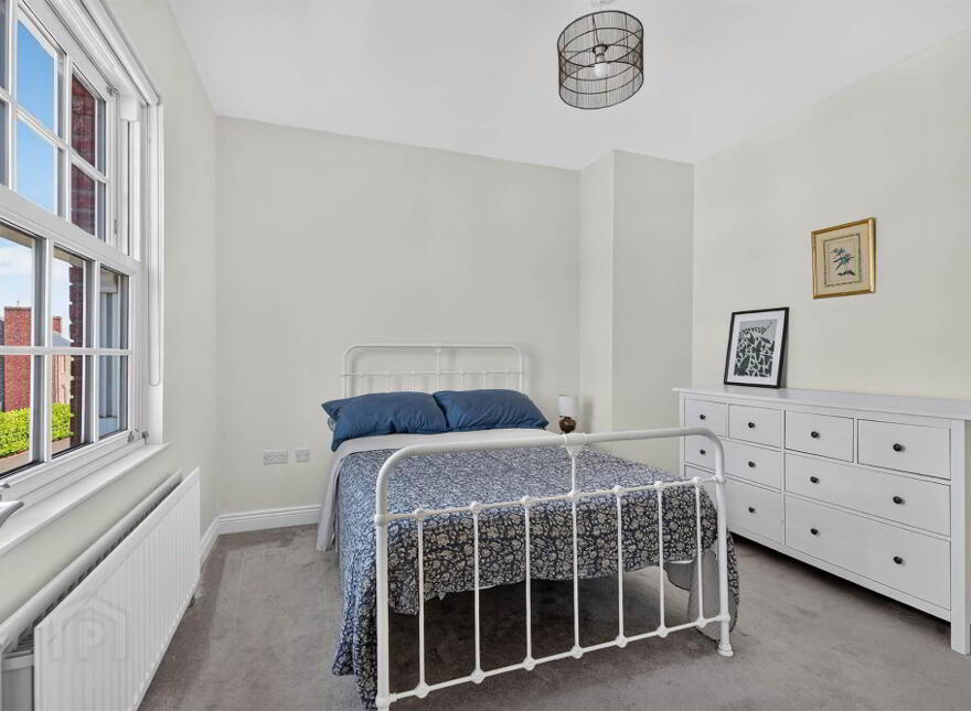 5 Farriers Green, Hillsborough, BT26 6GW