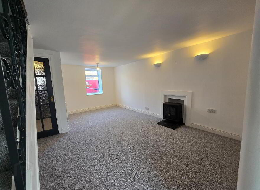 35 Bridge Street, Comber, Newtownards, BT23 5AT