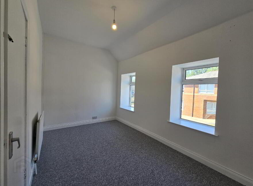 35 Bridge Street, Comber, Newtownards, BT23 5AT
