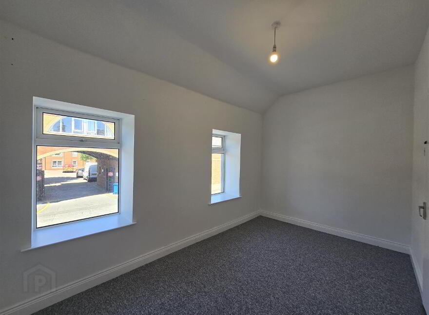 35 Bridge Street, Comber, Newtownards, BT23 5AT