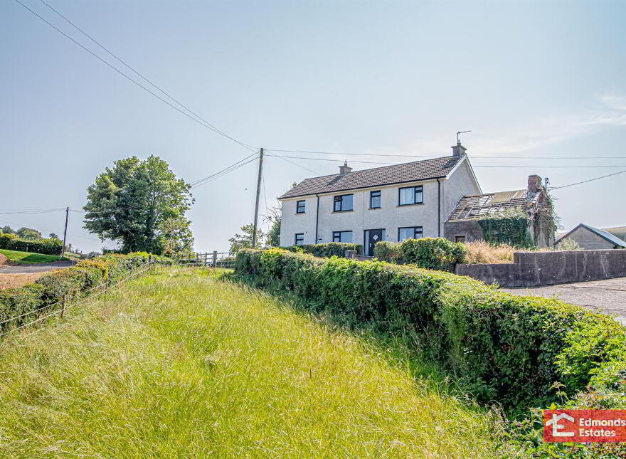30 Tullynahinnion Road, Portglenone, Ballymena, BT44 8EL