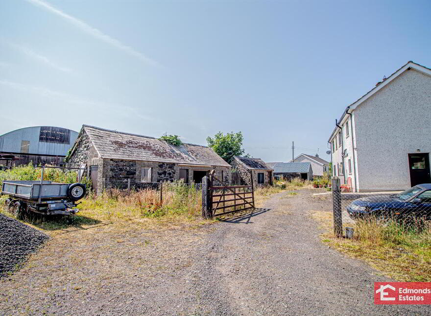 30 Tullynahinnion Road, Portglenone, Ballymena, BT44 8EL