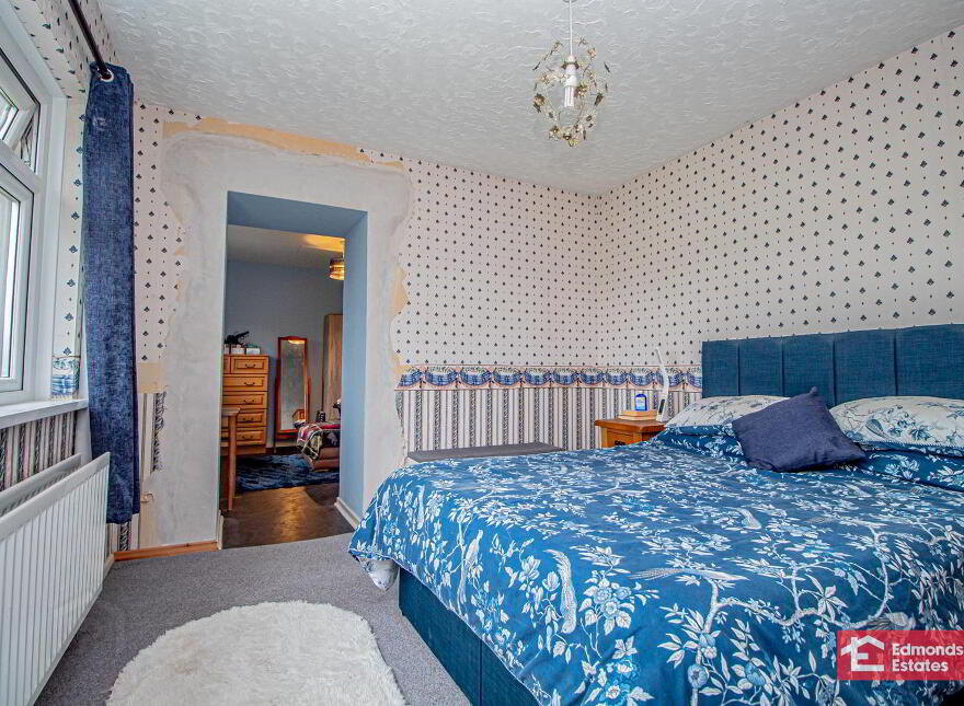 30 Tullynahinnion Road, Portglenone, Ballymena, BT44 8EL