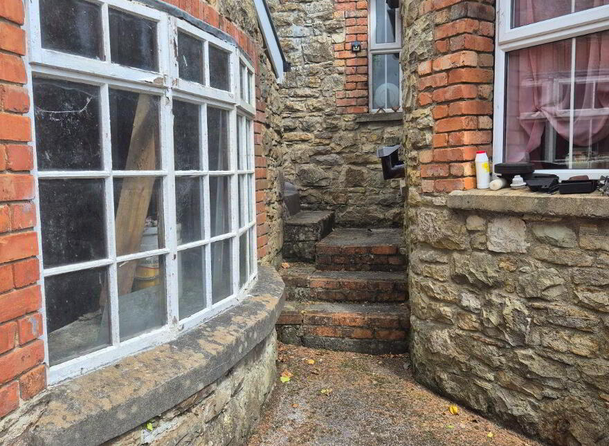 Tower Hill, Cherrymount, Tully, F94P266