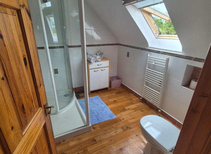 Tower Hill, Cherrymount, Tully, F94P266