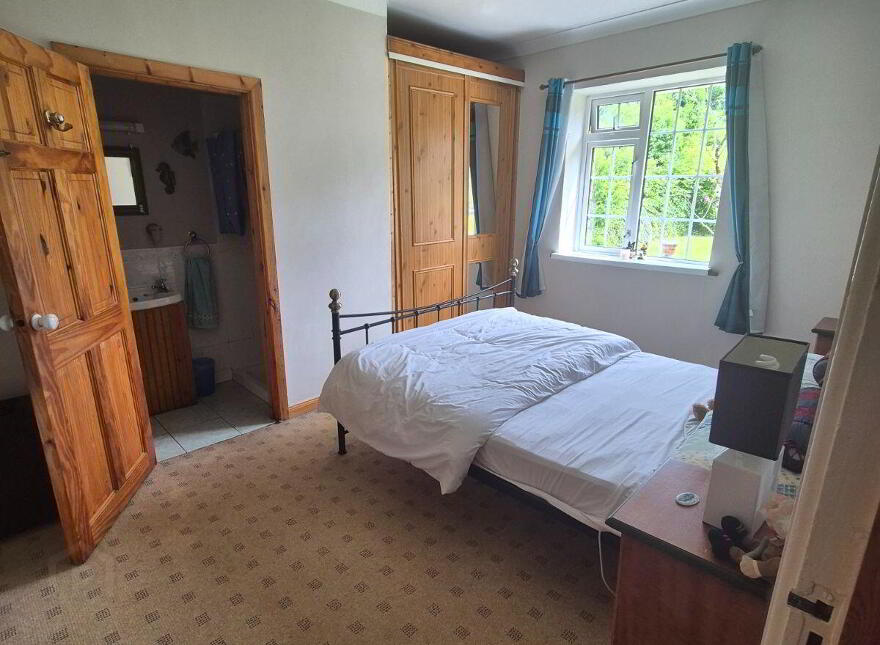 Tower Hill, Cherrymount, Tully, F94P266