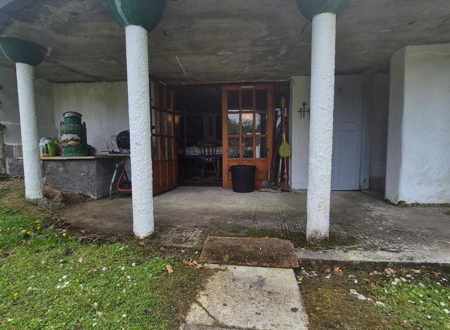 Tower Hill, Cherrymount, Tully, F94P266