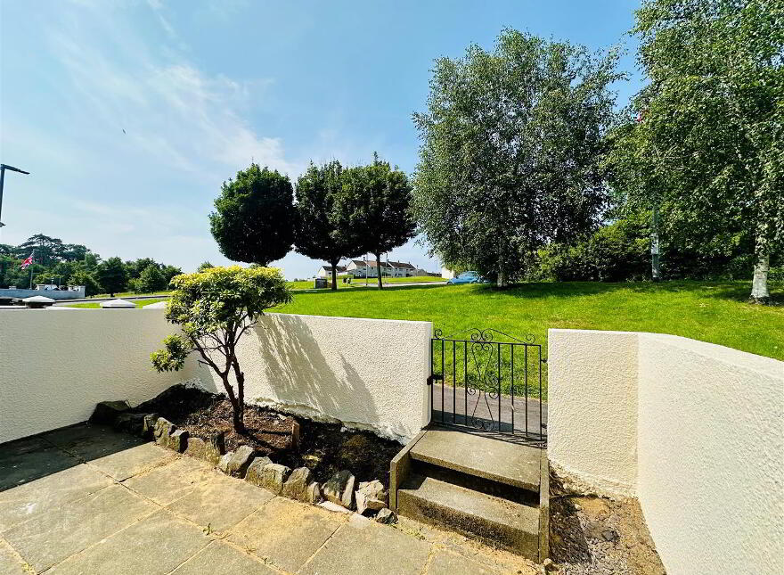 26 Tulleevin Drive, Rathfern, Newtownabbey, BT36 6BN