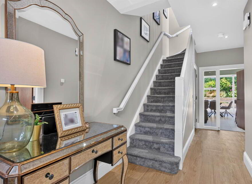 17 Seahill Road, Holywood, BT18 0DA