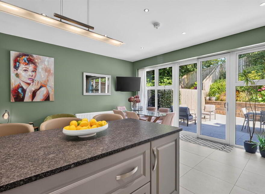 17 Seahill Road, Holywood, BT18 0DA