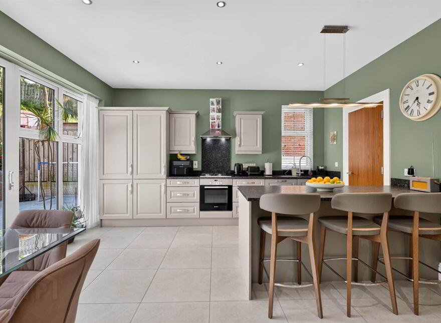 17 Seahill Road, Holywood, BT18 0DA