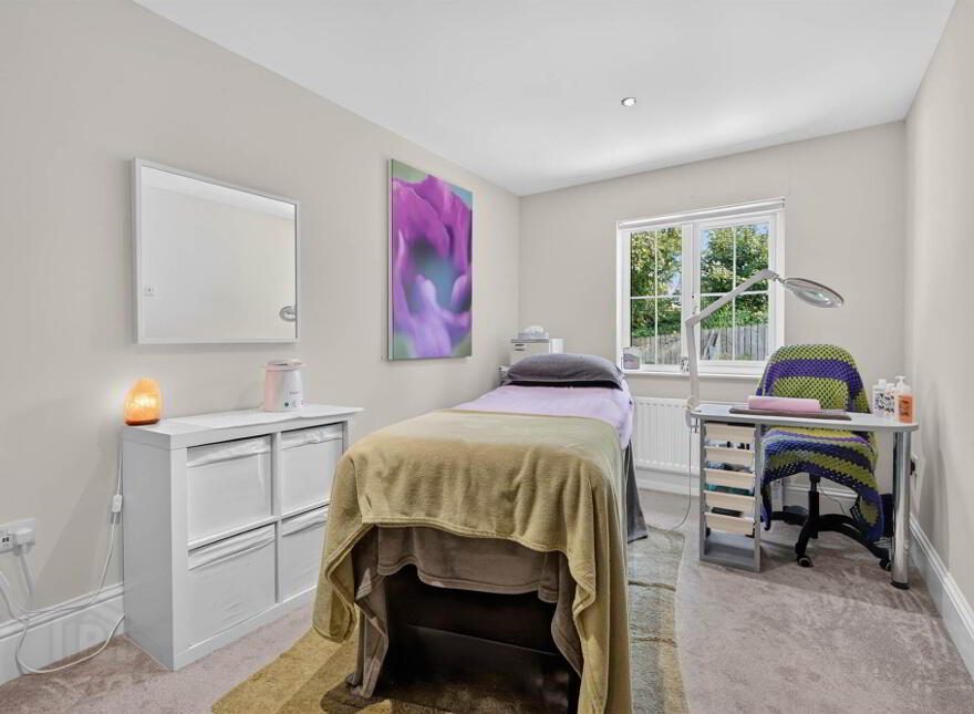 17 Seahill Road, Holywood, BT18 0DA