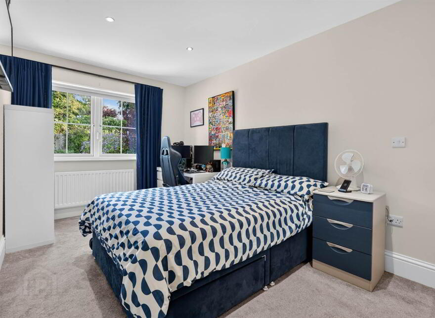 17 Seahill Road, Holywood, BT18 0DA