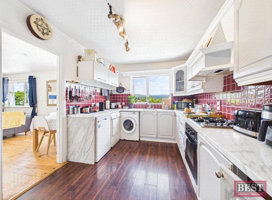 4 Cloughmore View, Warrenpoint, Newry, BT34 3TP