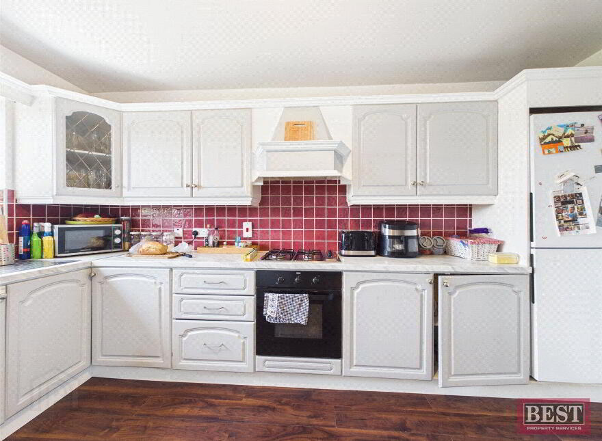4 Cloughmore View, Warrenpoint, Newry, BT34 3TP