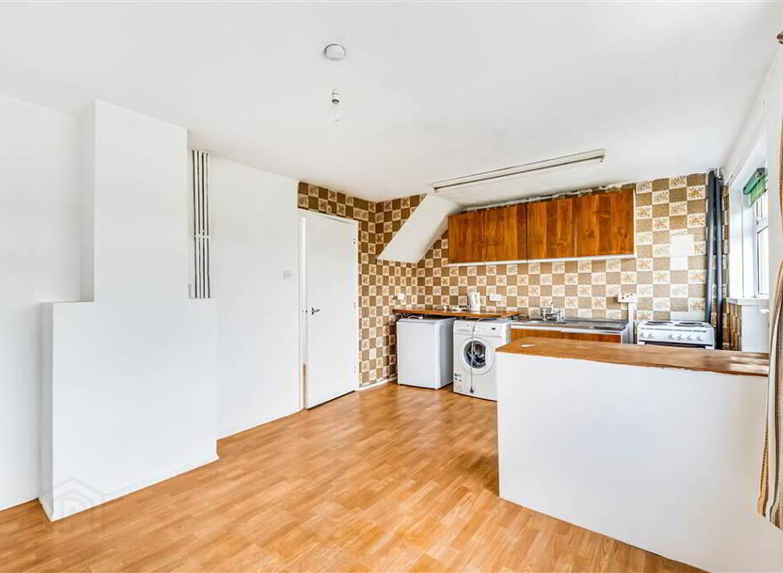 5 Wedderburn Avenue, Finaghy, Belfast, BT10 0FY