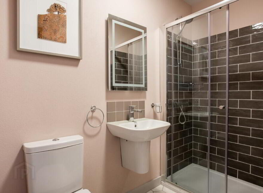 Apt 24 The Residence, 334 Ormeau Road, Belfast, BT7 2GE
