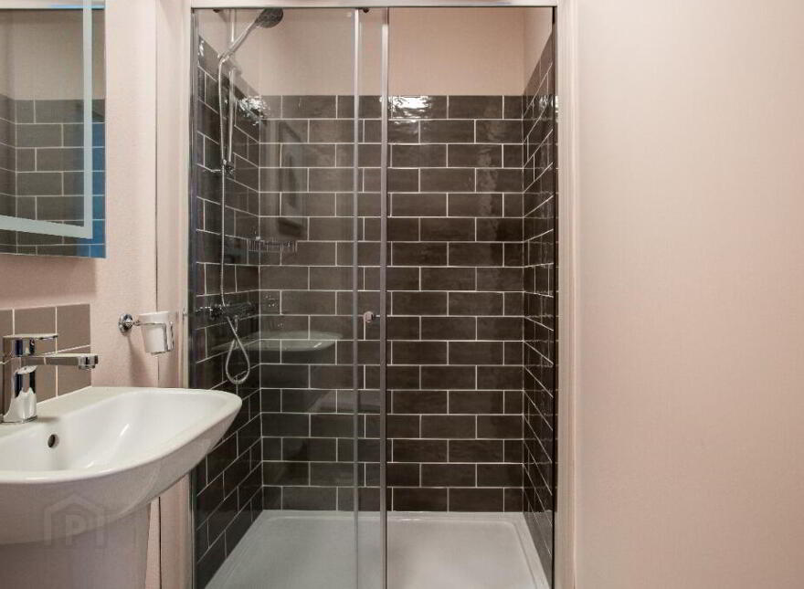 Apt 24 The Residence, 334 Ormeau Road, Belfast, BT7 2GE