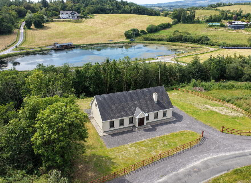 Killaneen, Ballinamore, N41EE76
