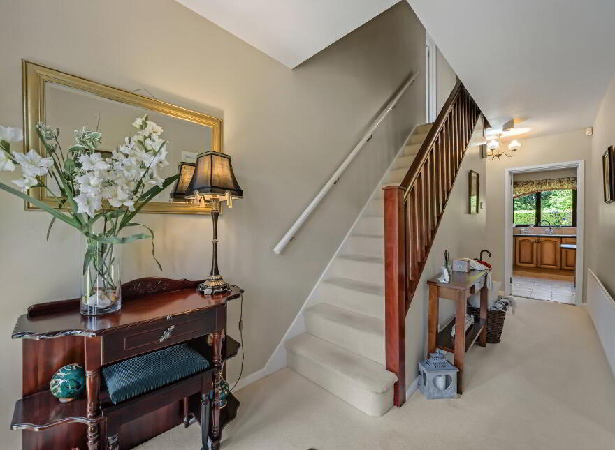 68 Royal Lodge Road, Belfast, BT8 7UL