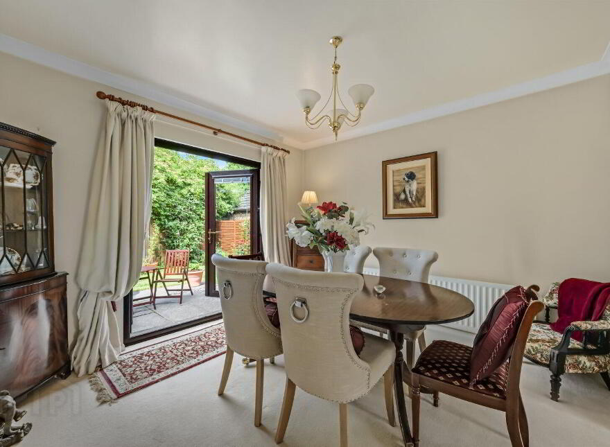 68 Royal Lodge Road, Belfast, BT8 7UL