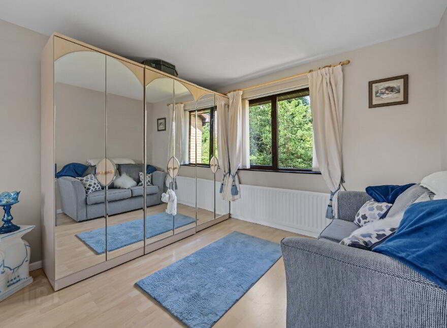68 Royal Lodge Road, Belfast, BT8 7UL