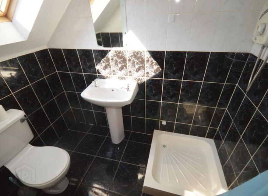 2 Keenaghan Close, Carrick Road, Kilcar, F94TN97