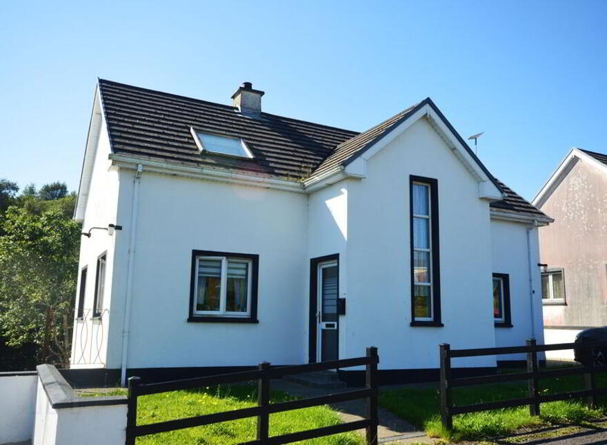 2 Keenaghan Close, Carrick Road, Kilcar, F94TN97