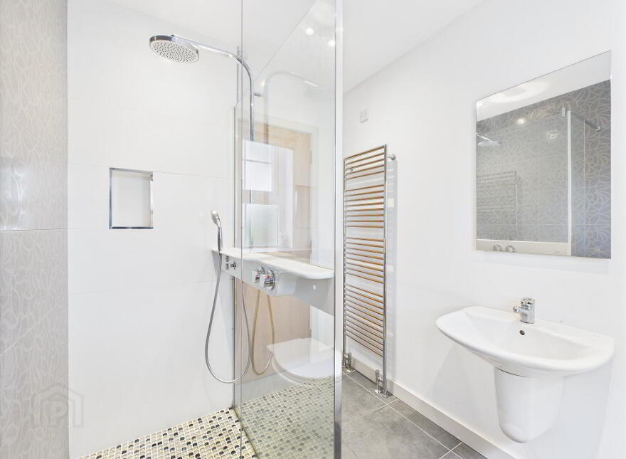 88B Leathem Square, Dundonald, Belfast, BT16 2QR