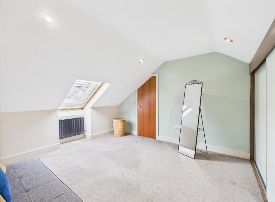 88B Leathem Square, Dundonald, Belfast, BT16 2QR